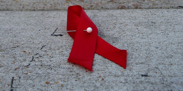 Autotests : Interview du Professeur Yeni, Président du Conseil National du Sida